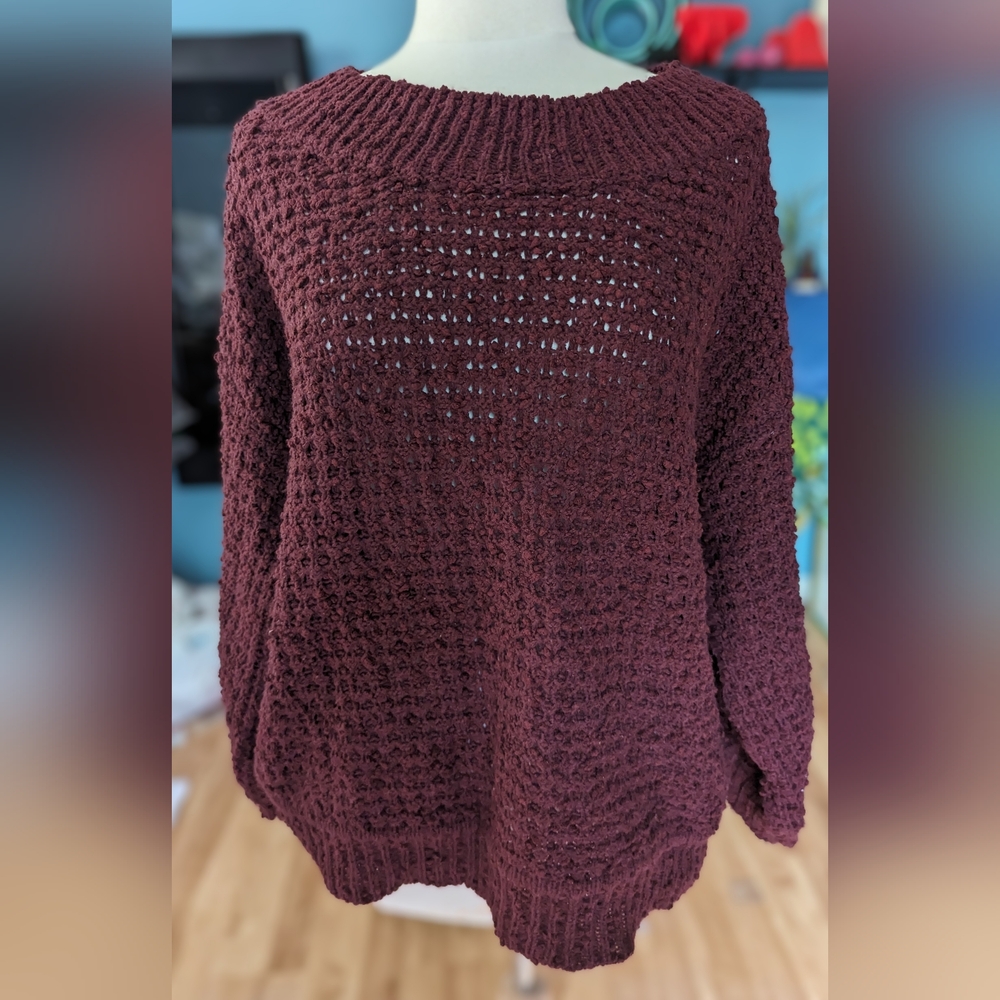 Miracle Burgundy Maternity Sweater Size M/L